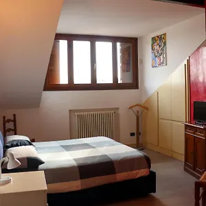 La Corte Di Brusuglio Bed & Breakfast